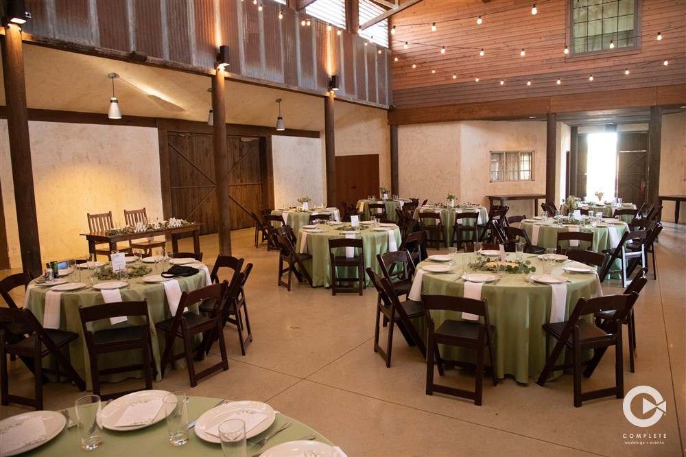 Lone Oak Barn