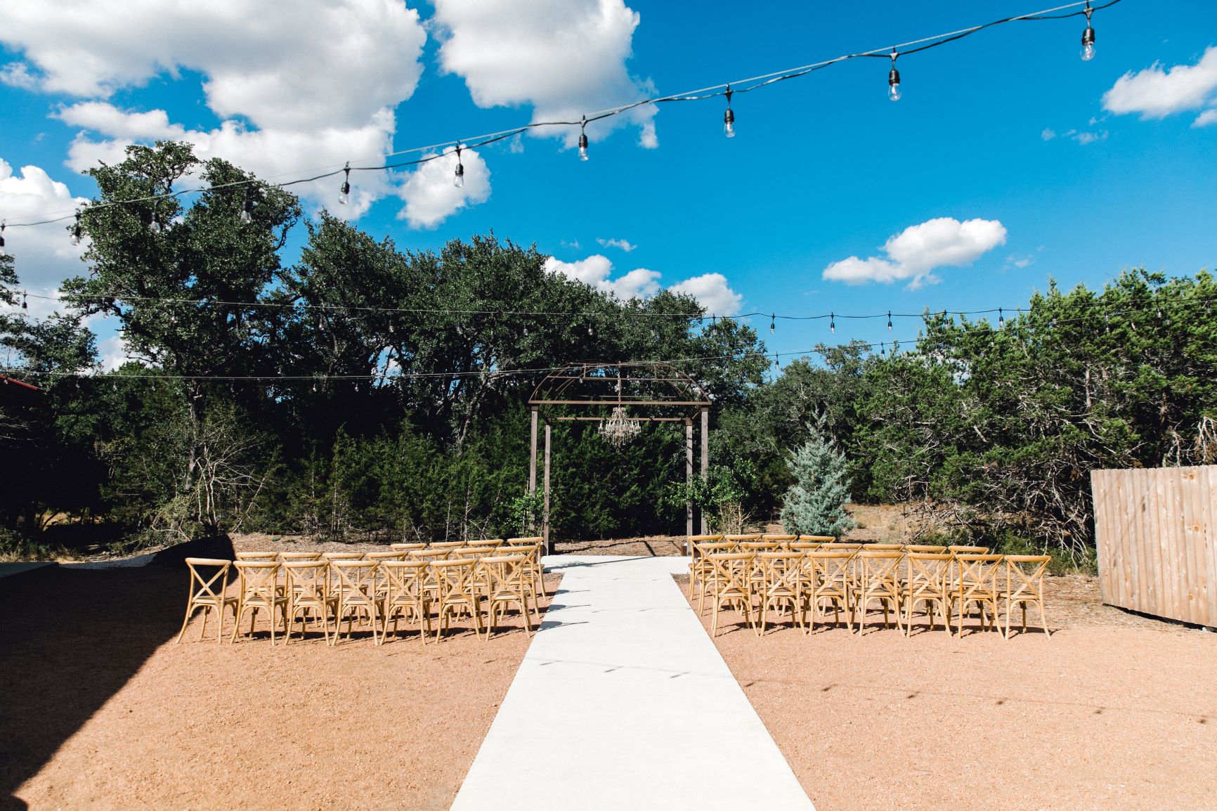 Morgan Creek Barn | Dripping Springs - Austin Wedding Venues